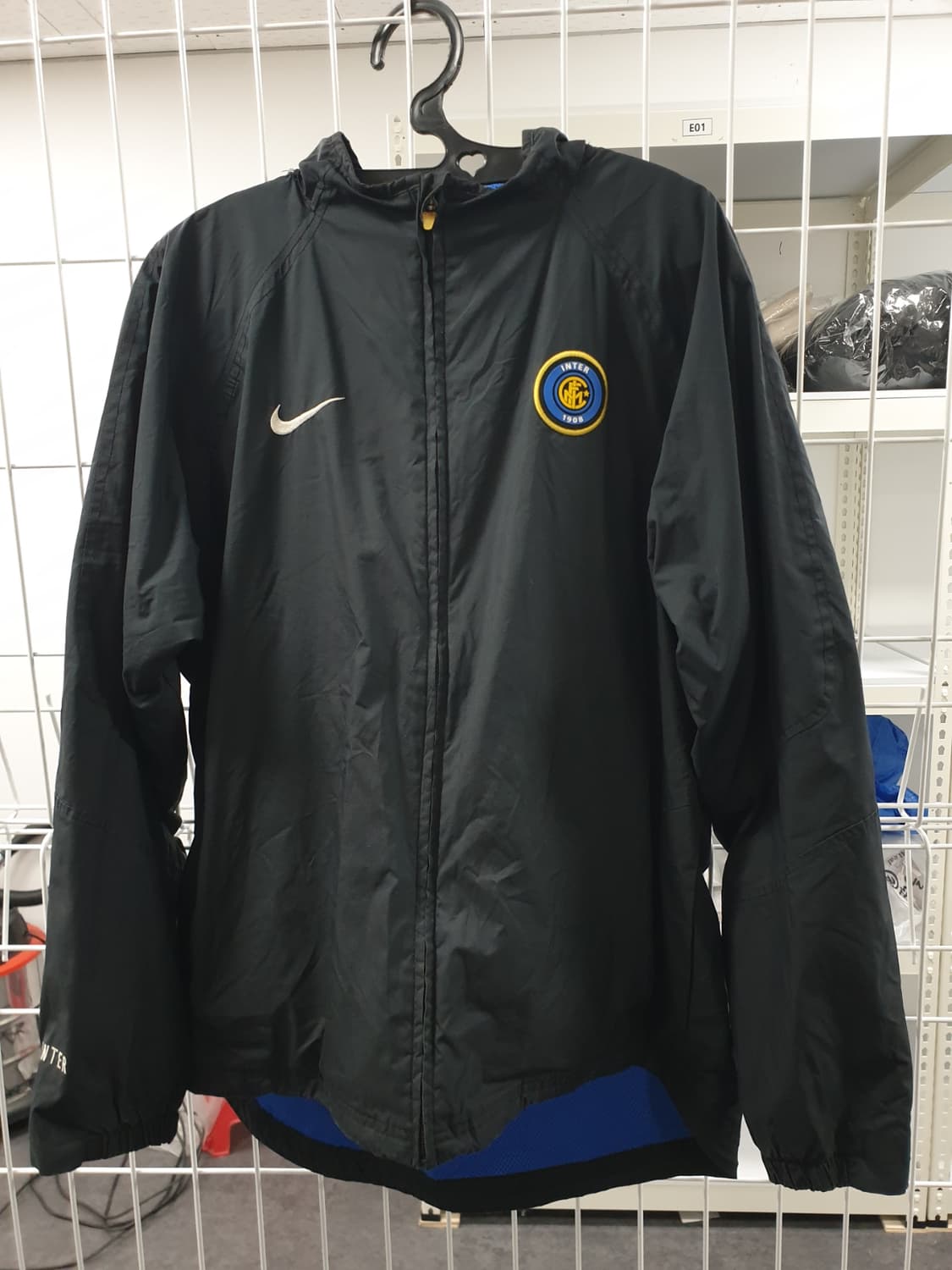 나이키 정품 인터밀란 바람막이 100사이즈 판매합니다 상품이미지1
