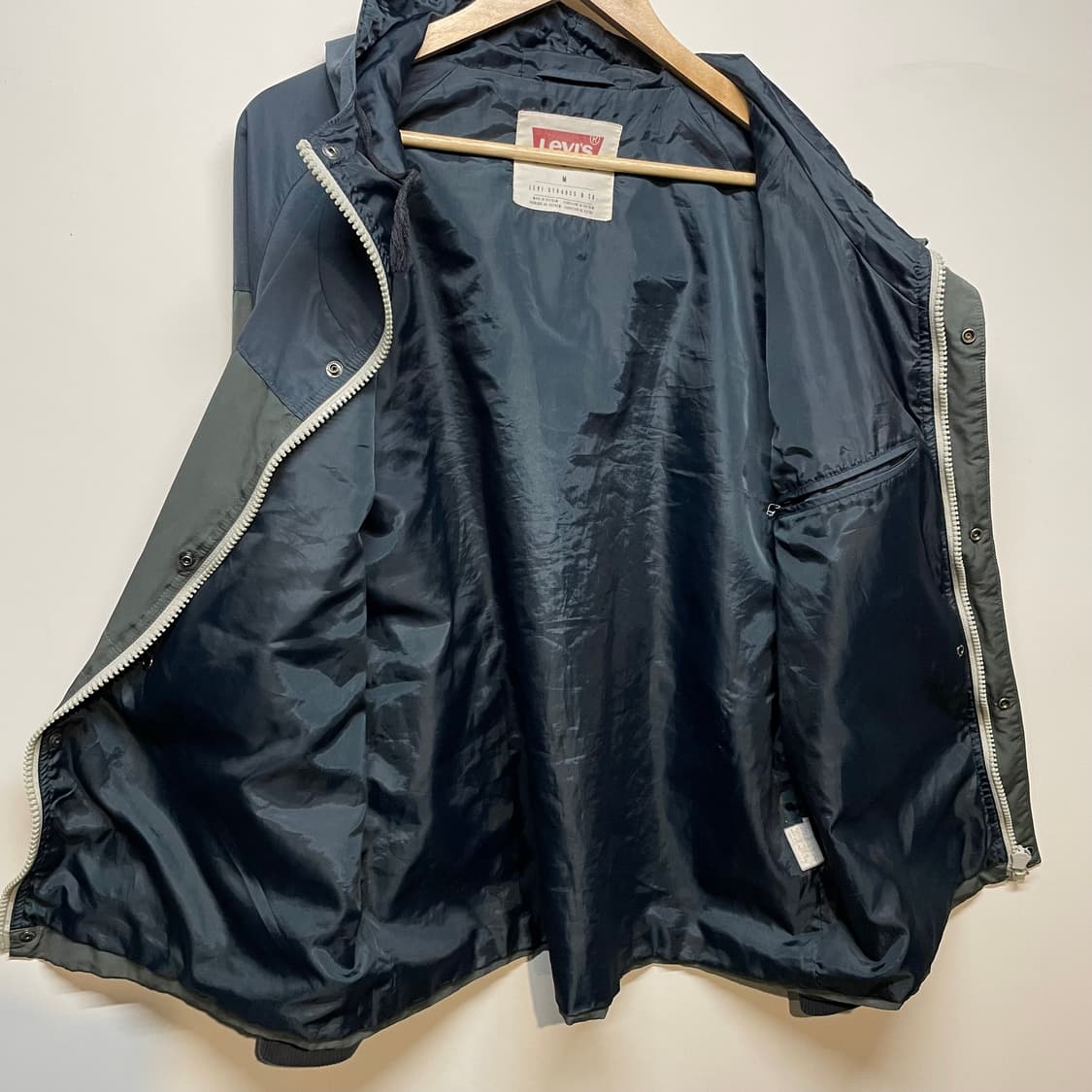 리바이스 투톤 바람막이 상품이미지3