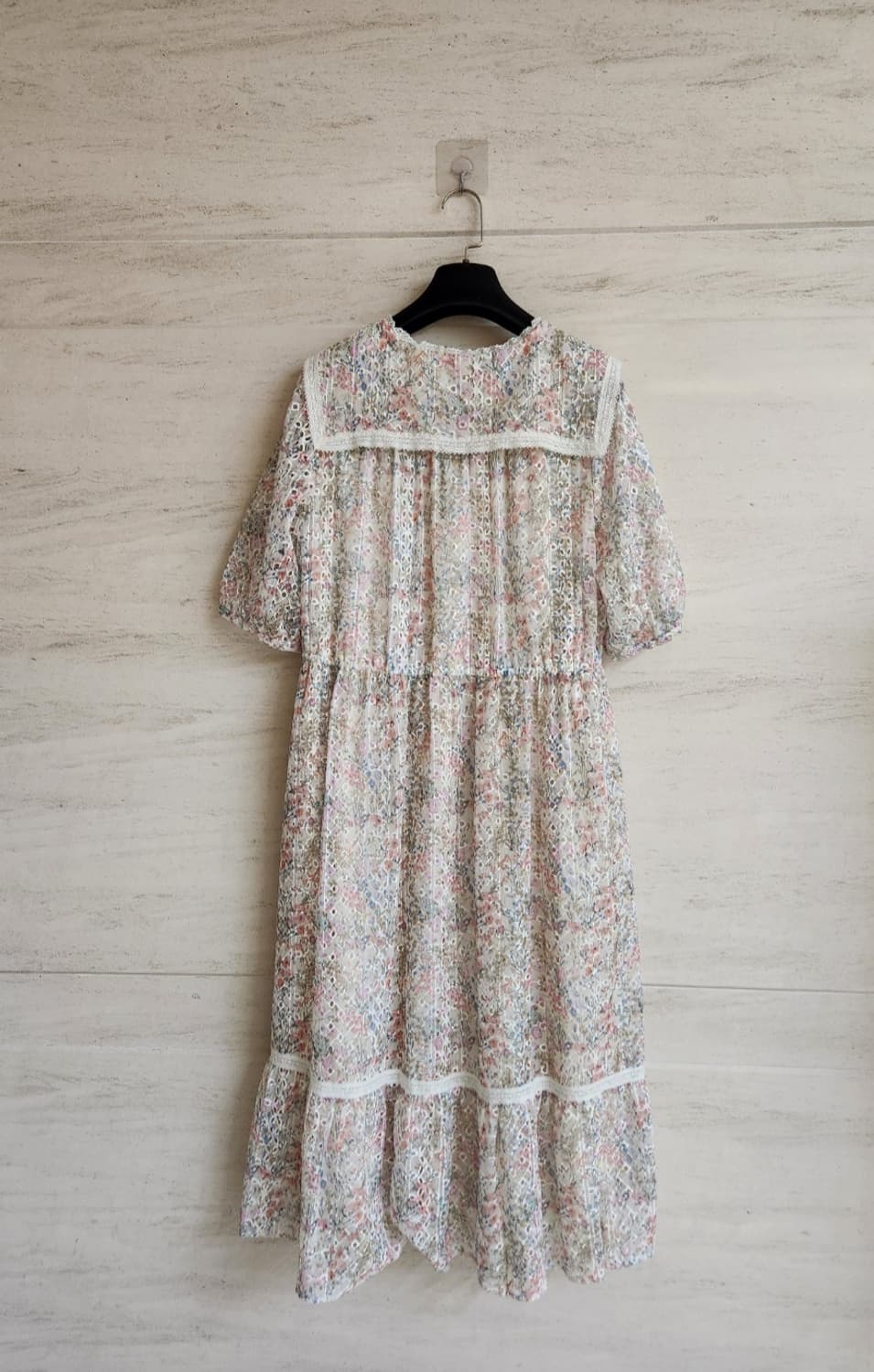 써스데이아일랜드 자수플라워 빅카라 원피스 M사이즈 상품이미지7