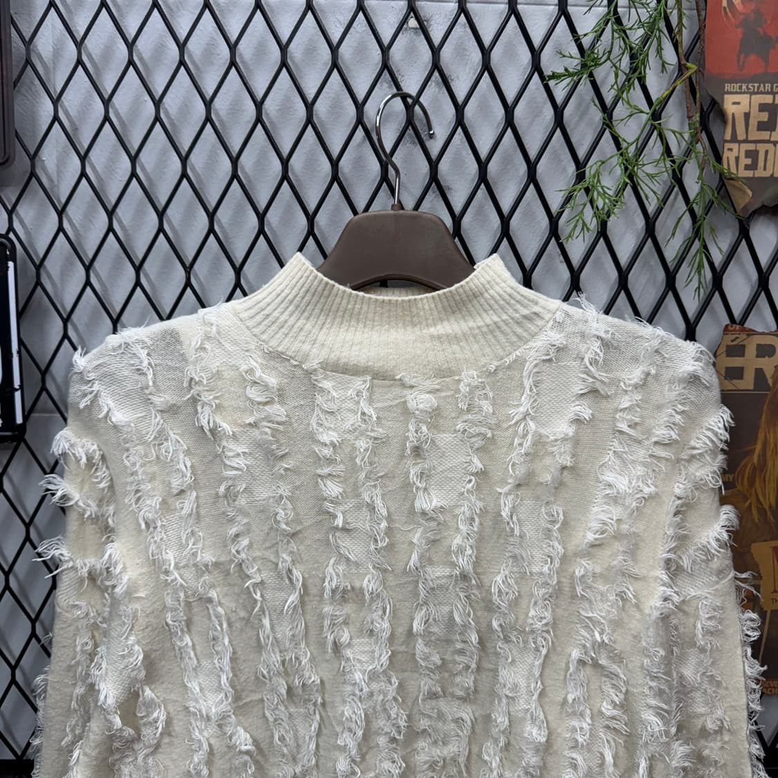 레이 빔즈 울 니트 스웨터 프린지 디테일 아이보리 상품이미지3