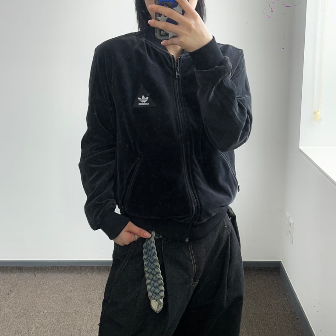 Adidas 파이어버드 로고 블랙 벨벳 집업  상품이미지2