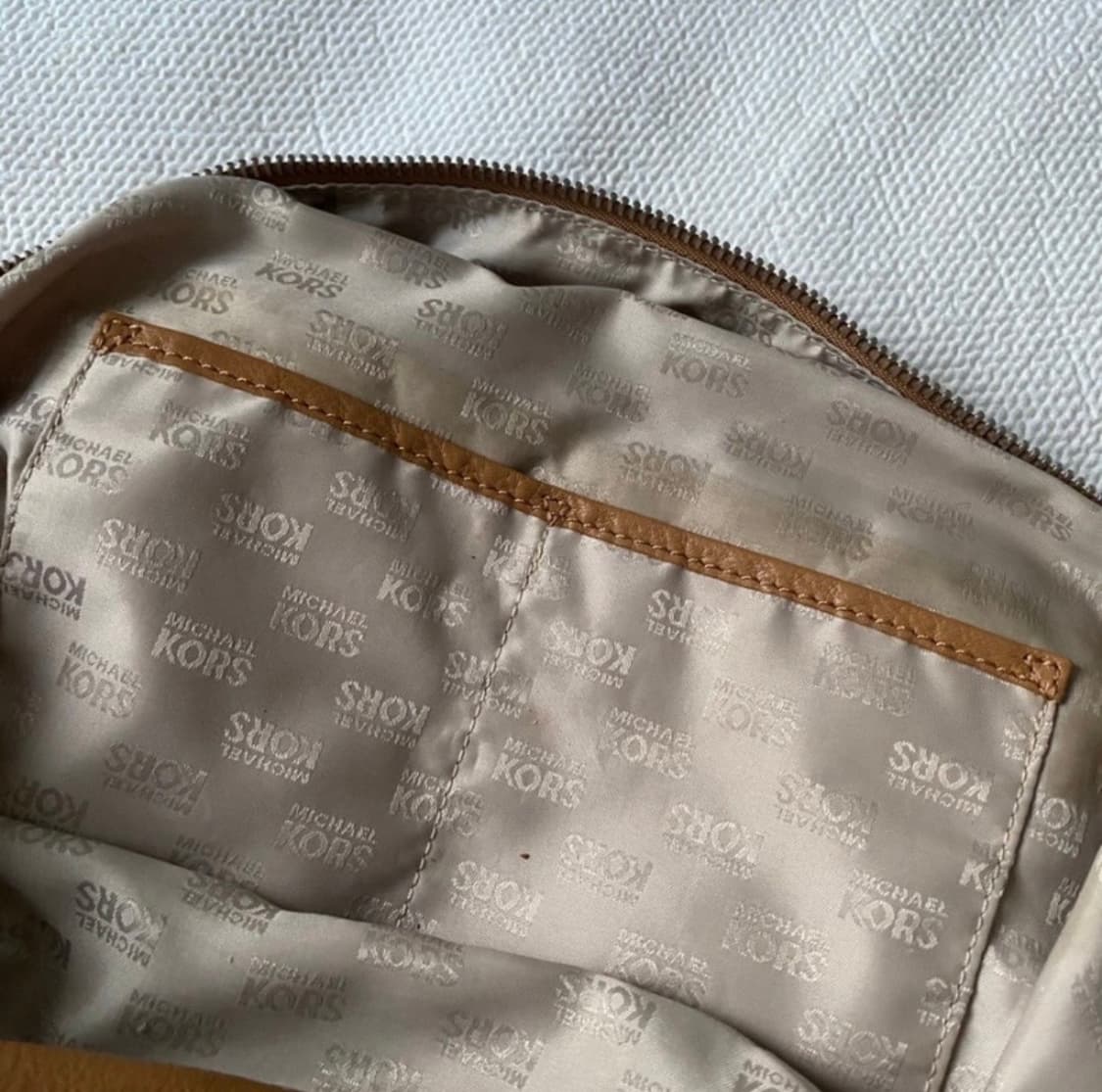 Michael kors 소가죽 빅 레더 숄더백 상품이미지7