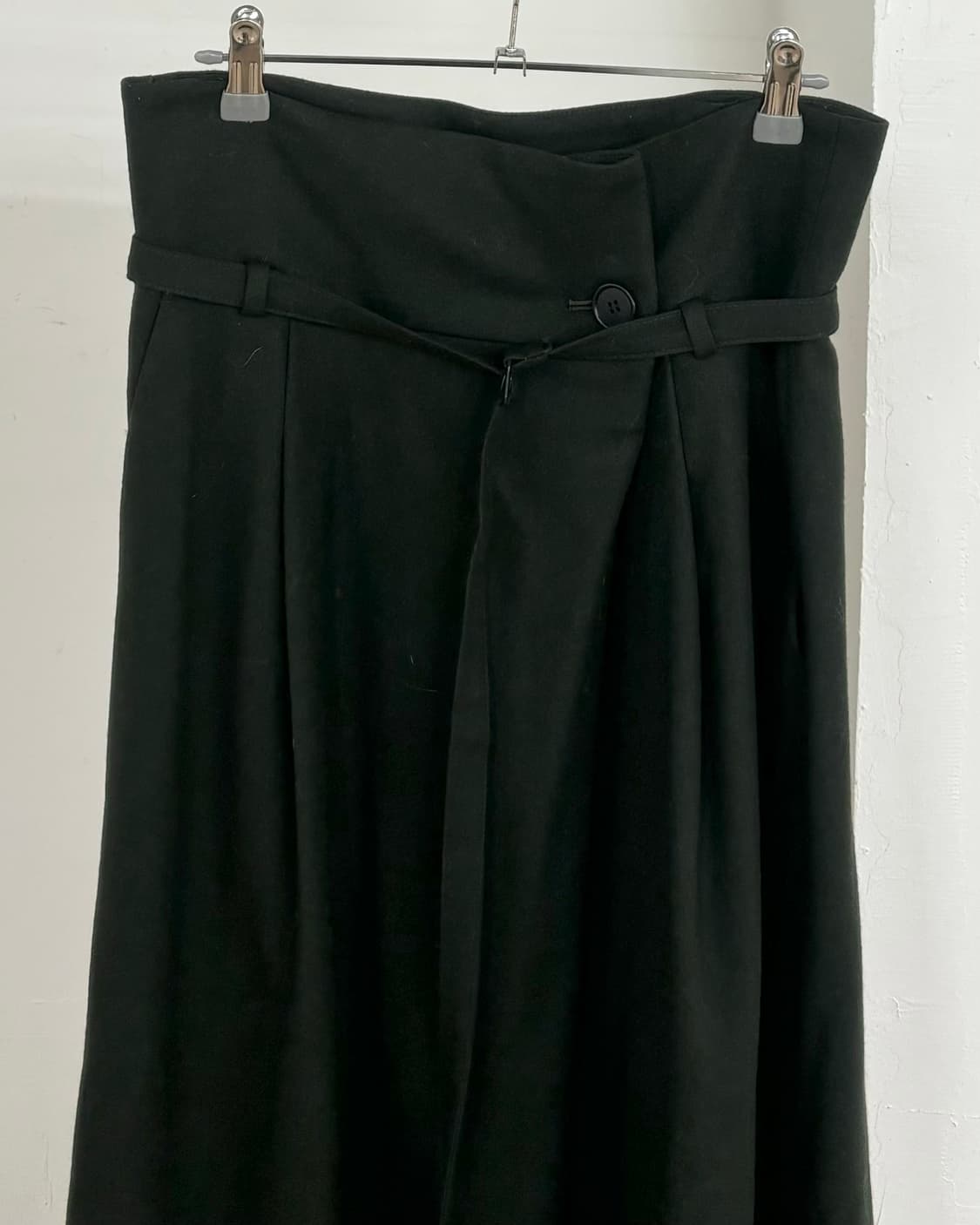 엔폴드 벨티드 와이드 딥 그린 슬랙스 상품이미지2