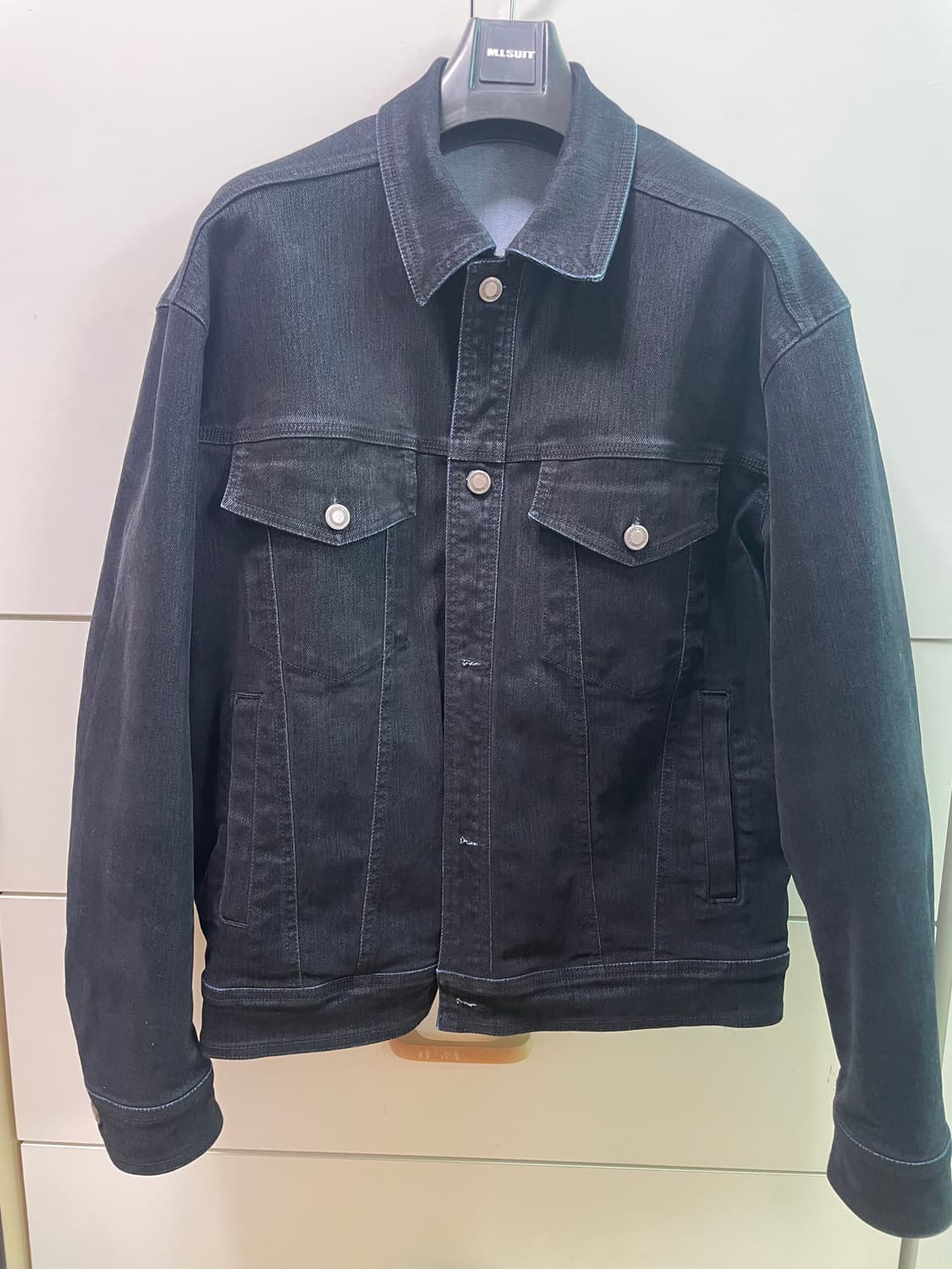 벨리에 타입-3 트러커 데님 자켓 후로킹블랙 5사이즈 판매 상품이미지2