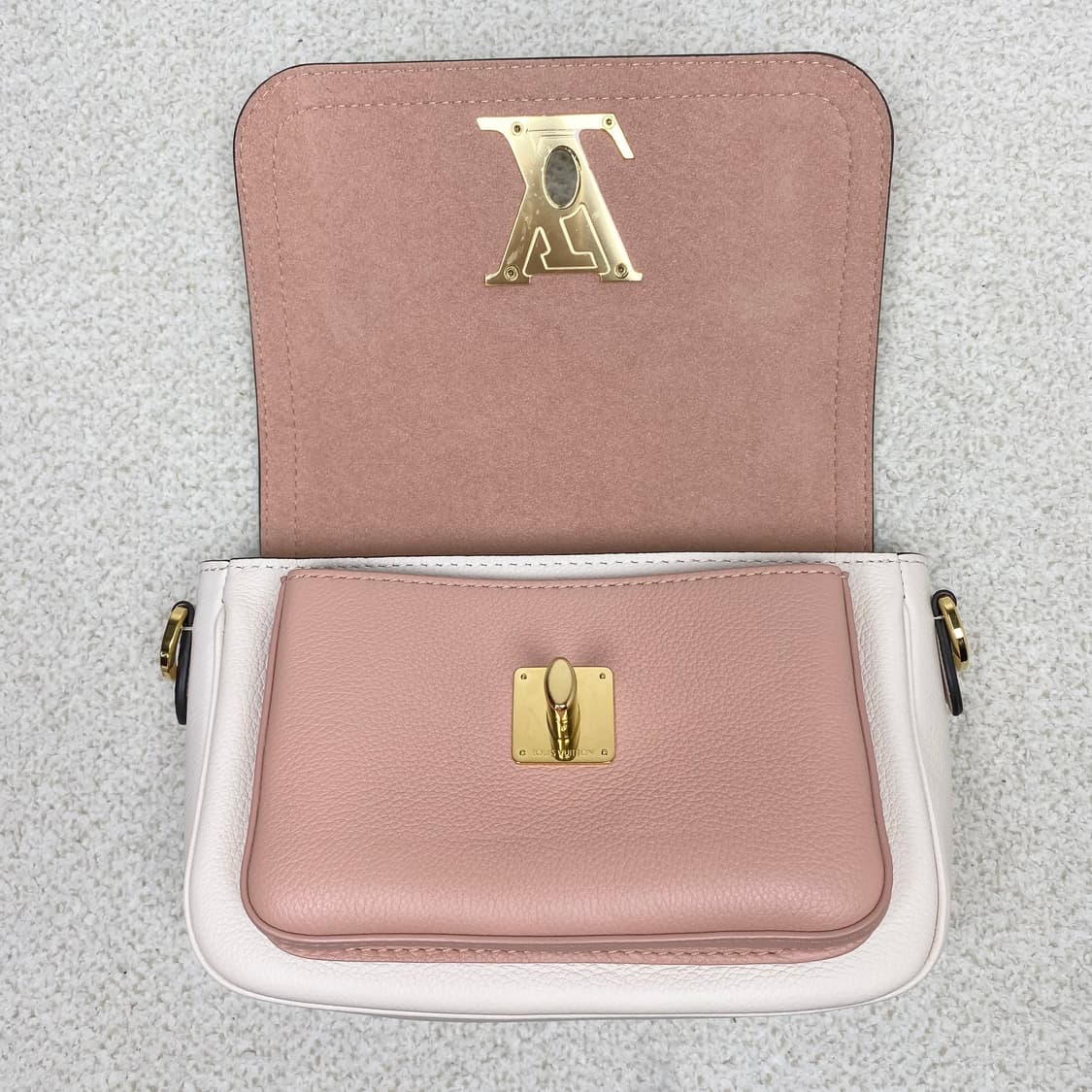 루이비통 크로스백 락미텐더  상품이미지7