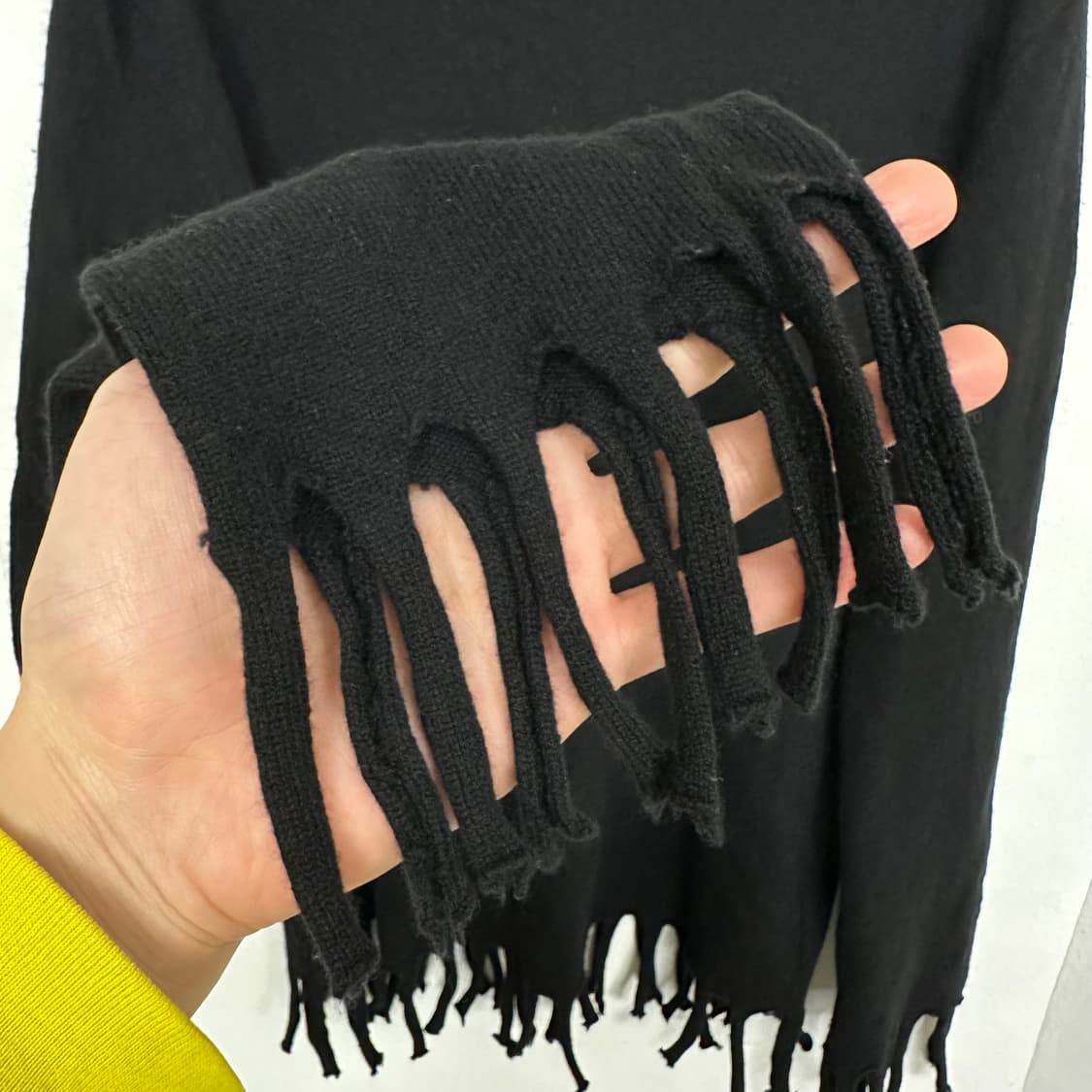 꼼데가르송 블랙 프린지 니트 상품이미지8