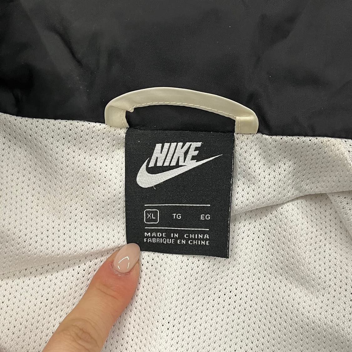 [정품/XL] 나이키 바람막이 블랙 화이트 b17 상품이미지5