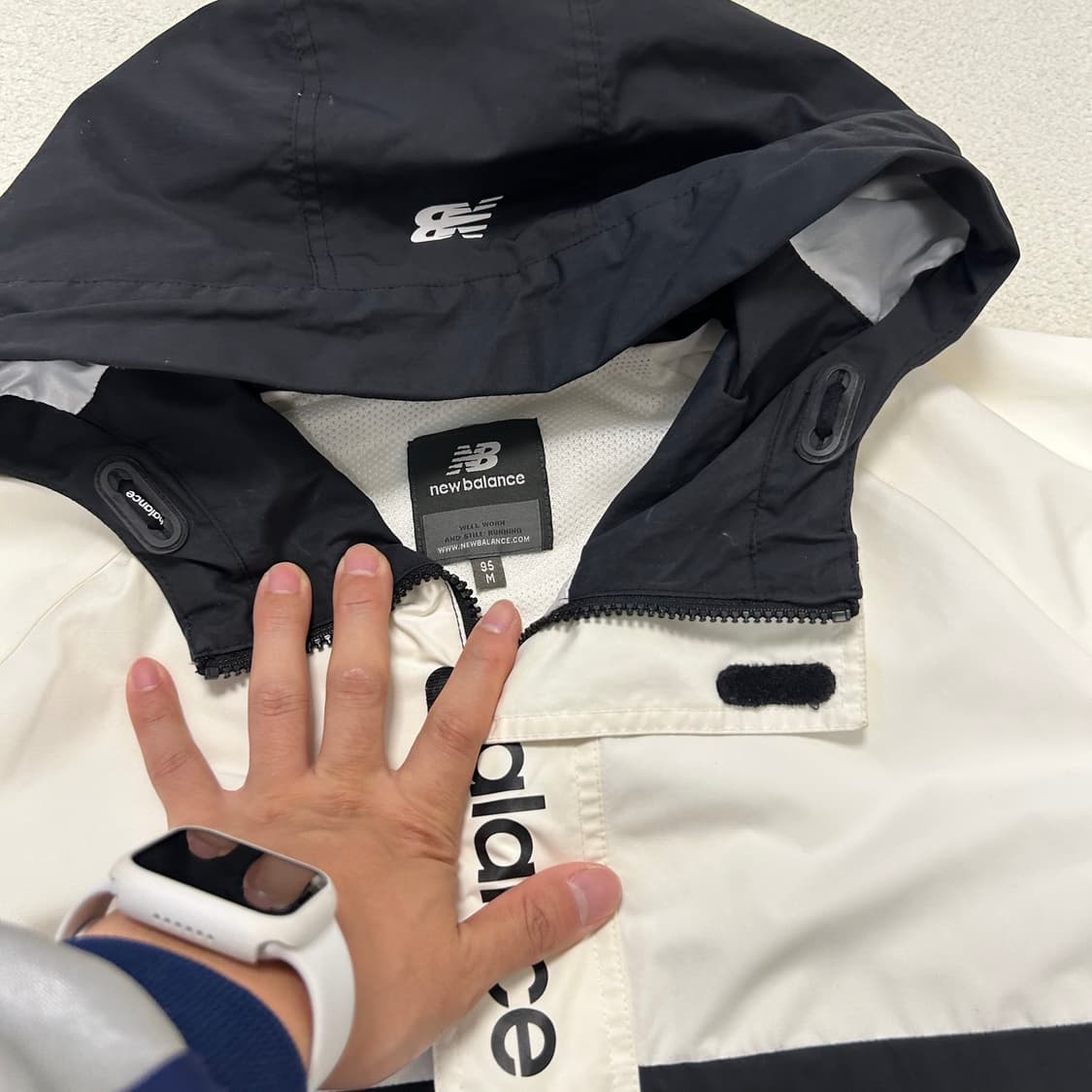 New Balance black & white anorak 상품이미지6