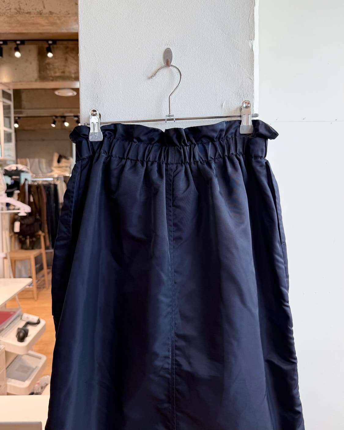 준지 네이비 나일론 미디스커트 상품이미지7