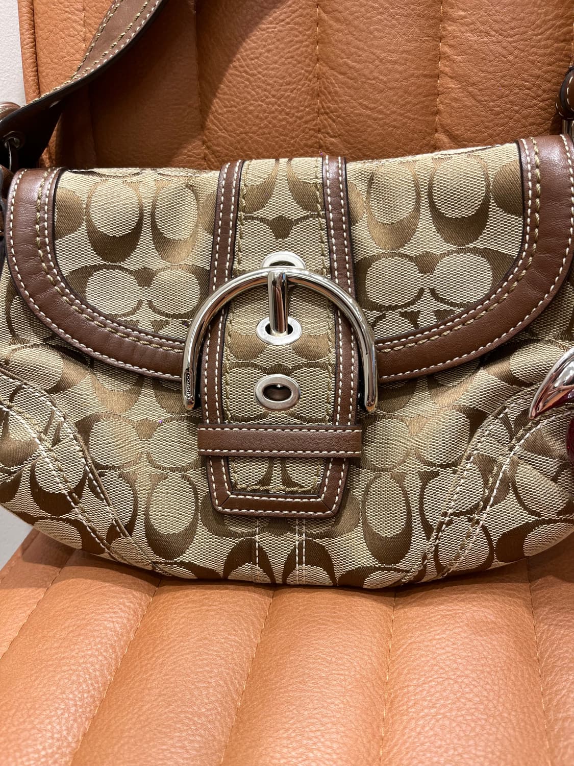 Coach brown basic bag 상품이미지4