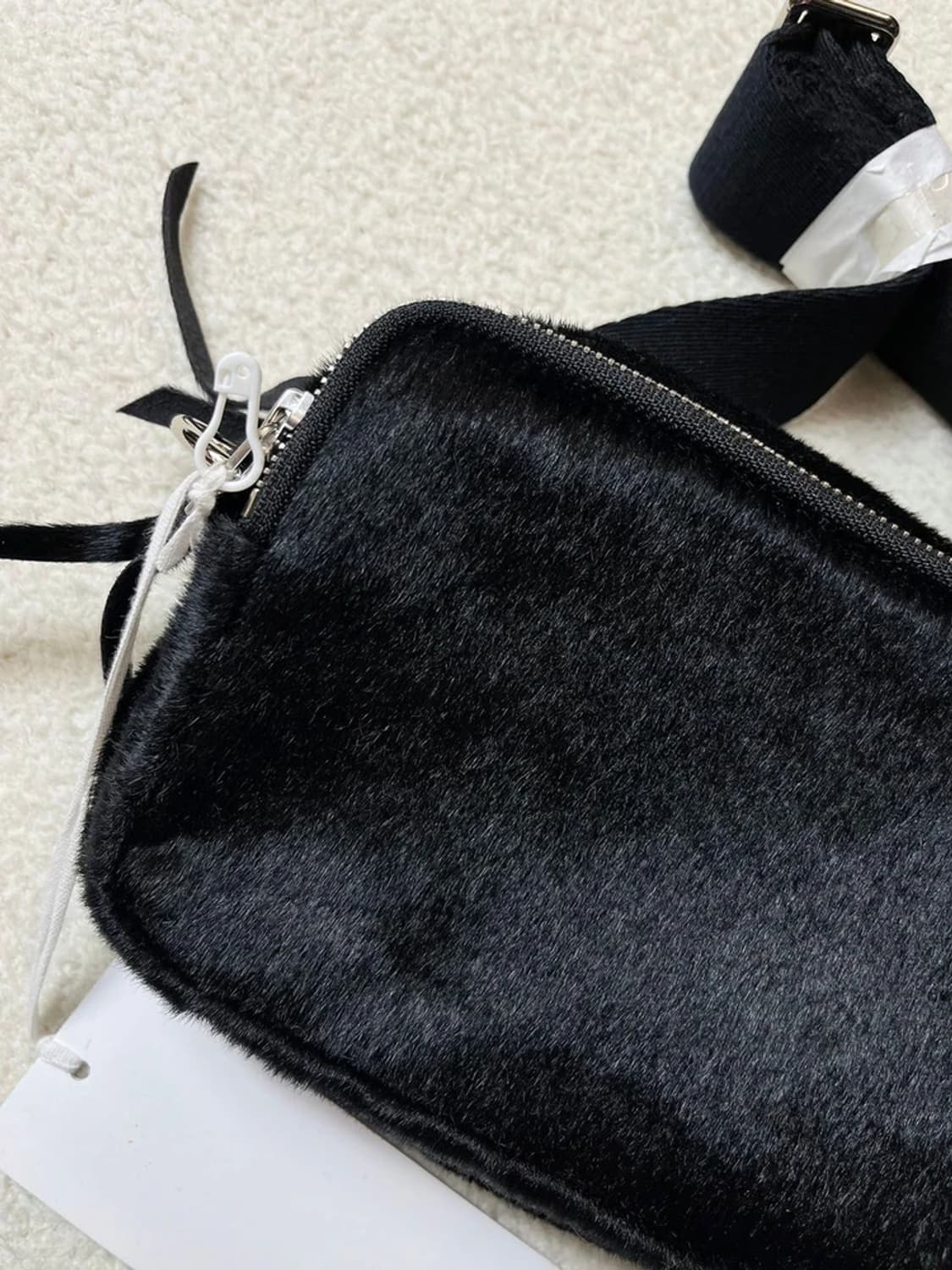 비바스튜디오 20AW 카프 레더 송치 미니 크로스백 A1693 상품이미지3