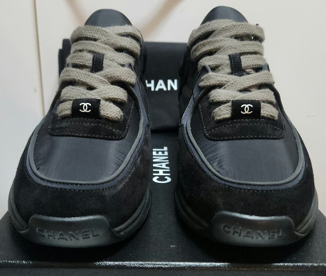 [정품 ] 샤넬 스니커즈 운동화 CC로고 크루즈 테니스 블랙 38.5 상품이미지5