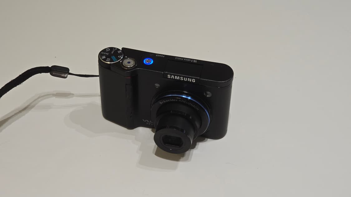 빈티지 디카 삼성 VLUU NV10 + 충전기 + 여분 배터리 (👍셀카 상품이미지1