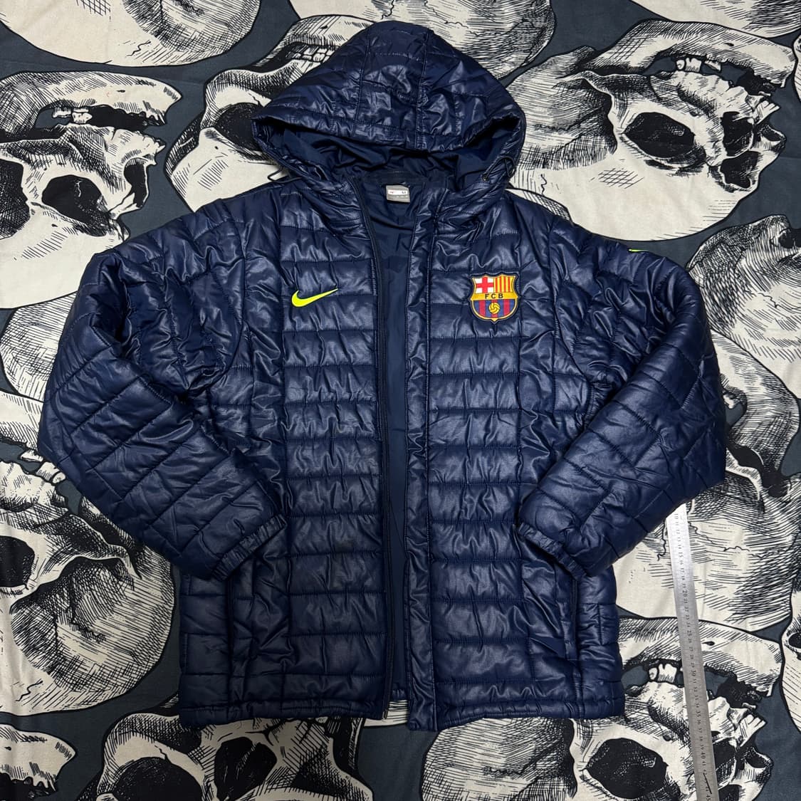 나이키 바르셀로나 경량패딩 M사이즈 상품이미지1