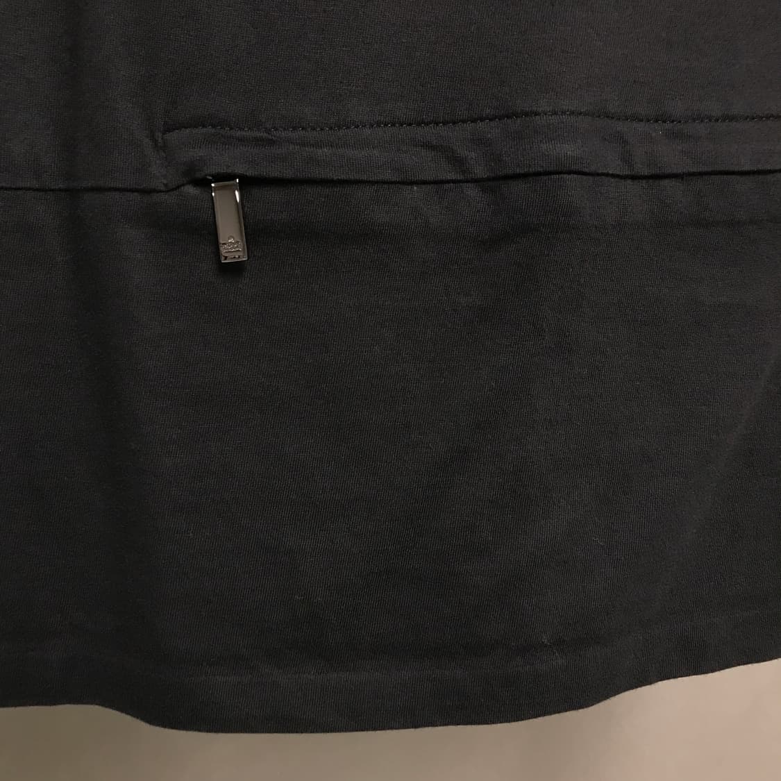 구찌 블랙 슬리브리스 42(W) 상품이미지4