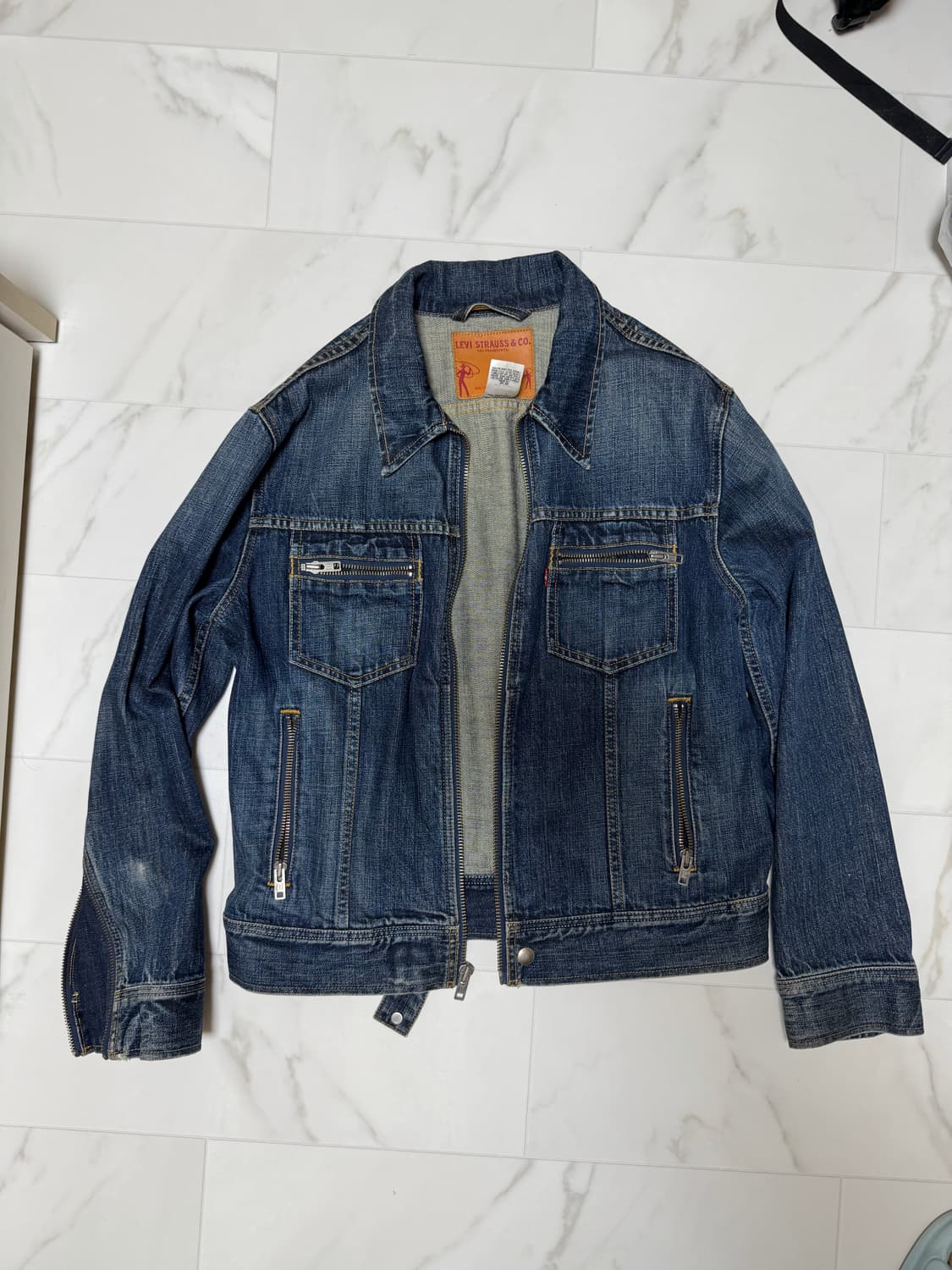 리바이스 지퍼 디테일 데님 자켓 상품이미지1