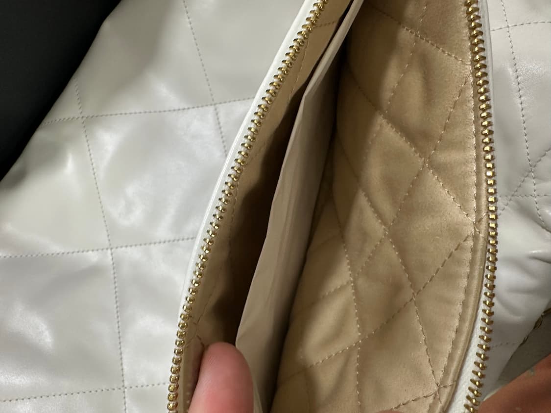 샤넬 AS4486 화이트 상품이미지4