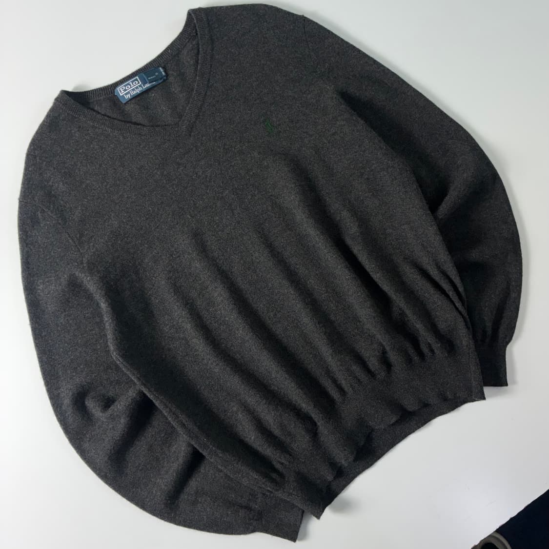 Polo  폴로 랄프로렌 자수 울 그레이 브이넥 니트  상품이미지2