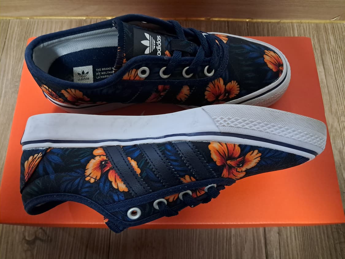 아디다스 스니커즈 230 상품이미지4