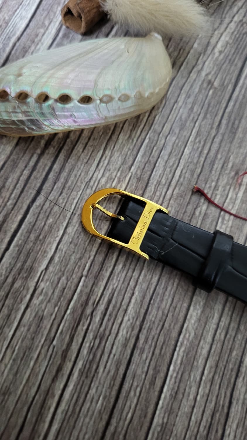 [연말세일]정품 크리스찬디올 골드 라운드 남여공용 시계 상품이미지10