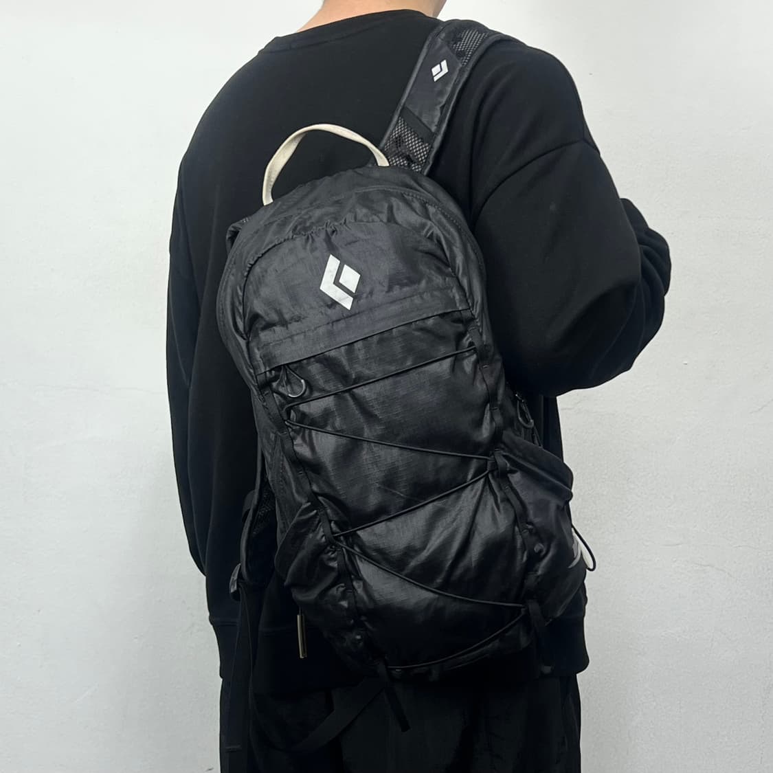 블랙 다이아몬드 매그넘 16 백팩 블랙 상품이미지4