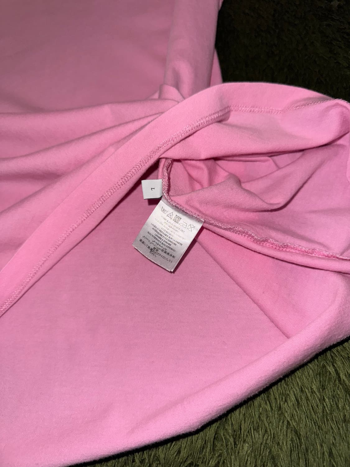 [L] JW 앤더슨 18SS 크랙 프린트 소프트 터치 티셔츠 핑크 상품이미지6