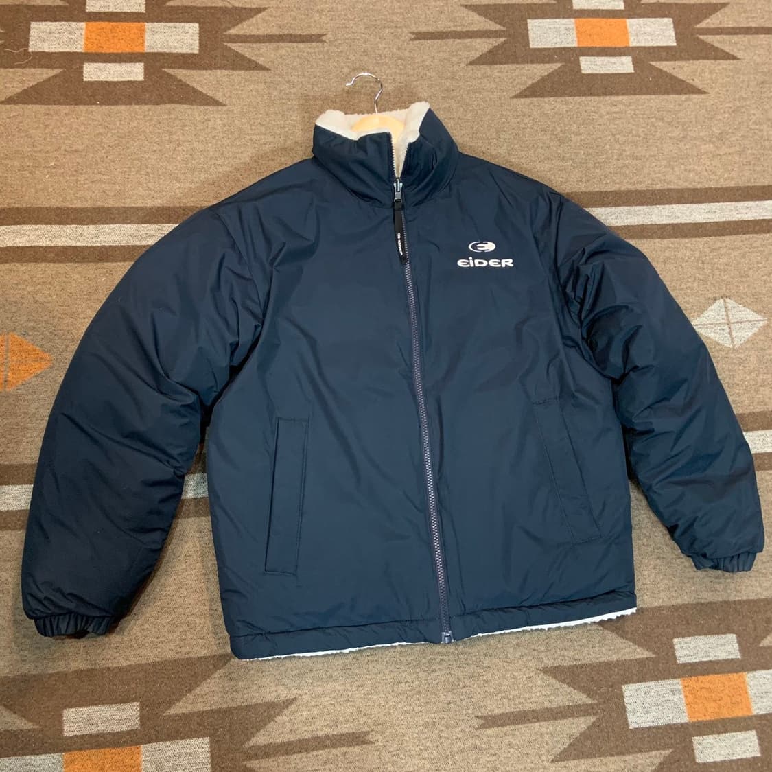 아이더 구스다운 쉐르파 리버시블 숏패딩 M 상품이미지4