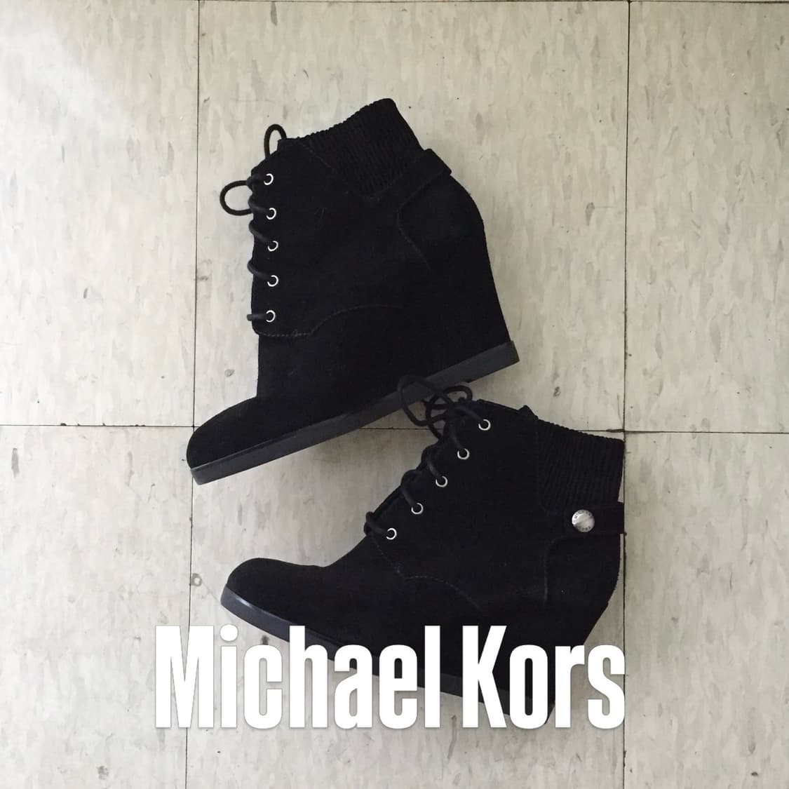Michael Kors 마이클코어스 하이탑 웨지 스니커즈 상품이미지1