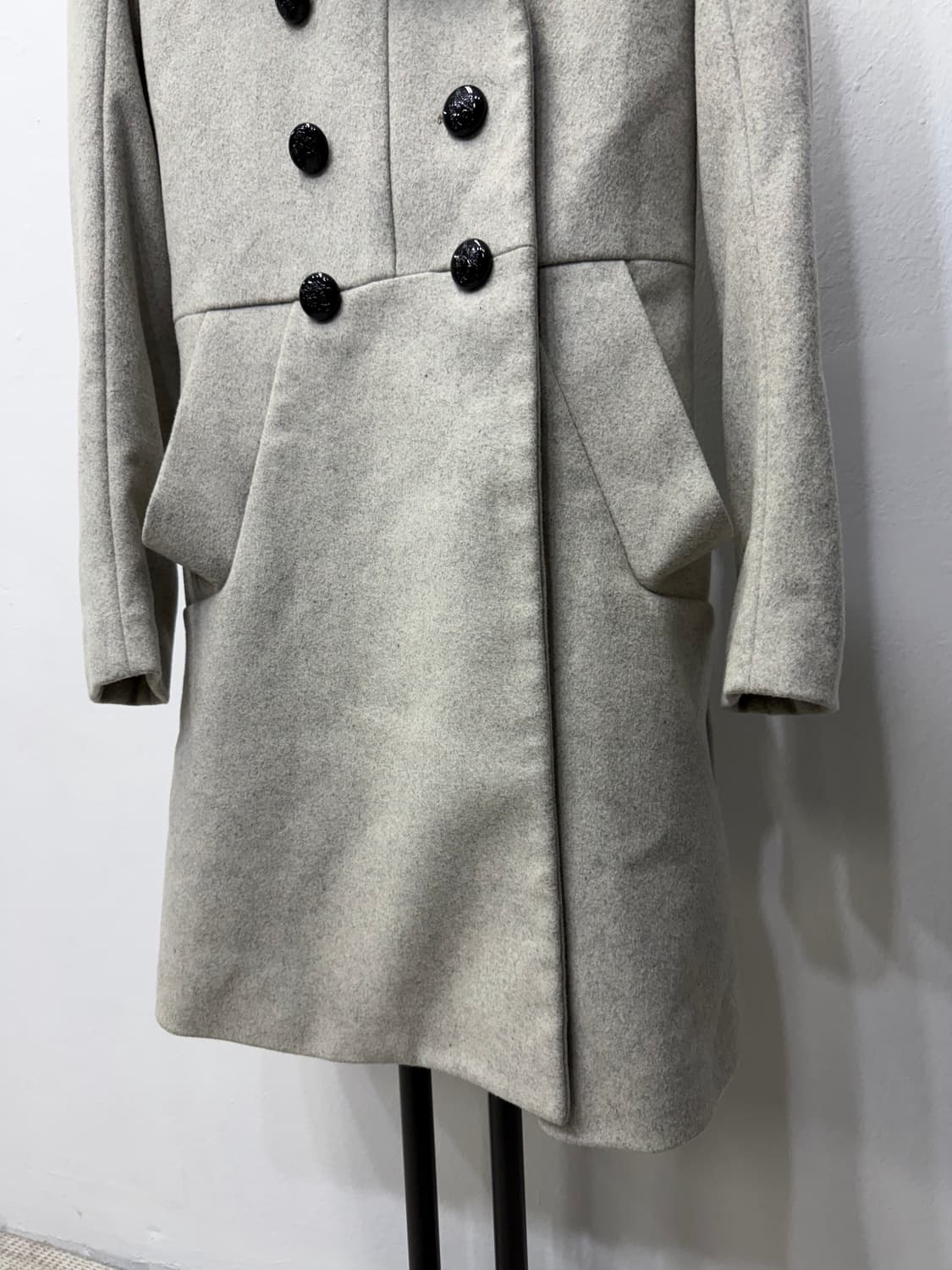 정품) 비비안웨스트우드 그레이 더블 코트 40 상품이미지4