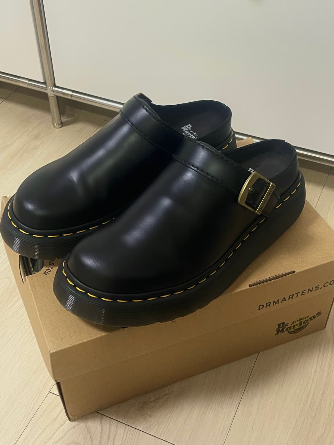 닥터마틴 라케텐 뮬 블랙 상품이미지2