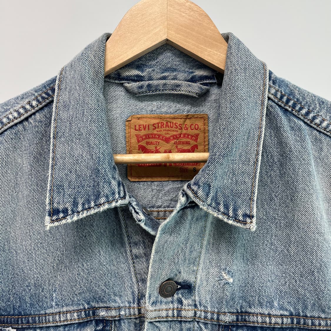 [S 국내 98-100] 리바이스 빈티지 패치워크 데님 트러커 자켓 상품이미지3