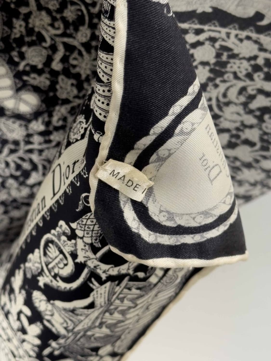 디올 스카프 상품이미지7