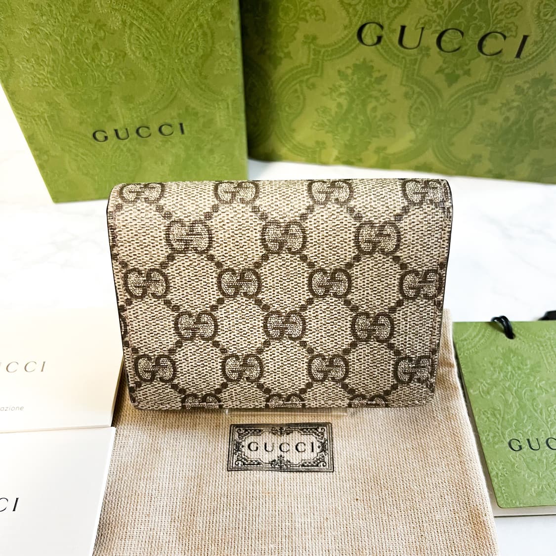 구찌 마몬트 수프림 카드지갑 화이트 상품이미지2