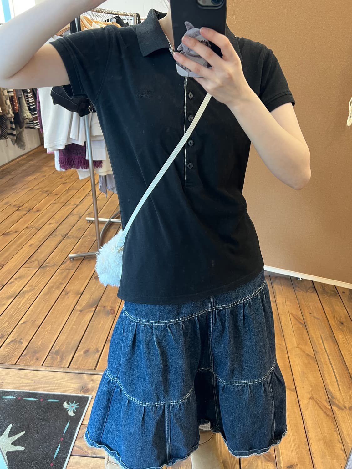 버버리 블랙 카라 반팔티  상품이미지5