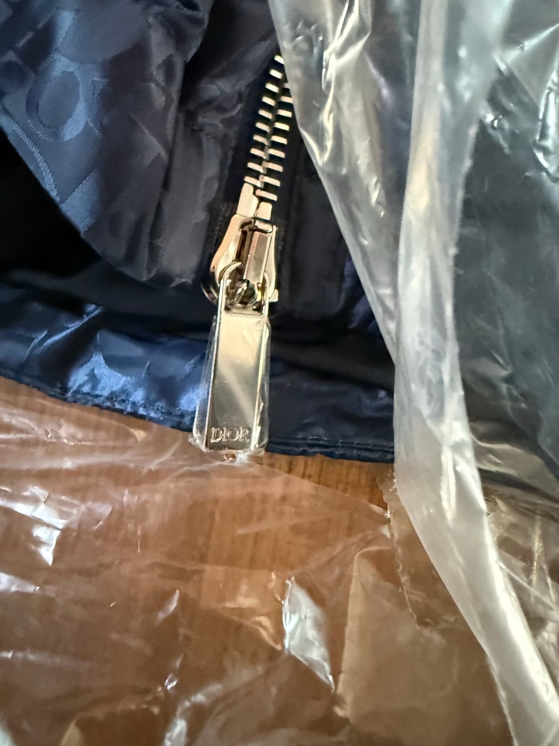 디올 오블리크 다운 자켓 네이비 블루 테크니컬 자카드 Dior Obliq 상품이미지6