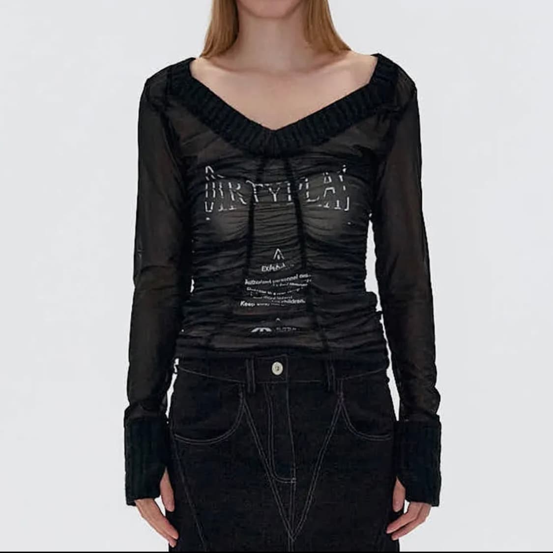 2000아카이브 SHIRRING MESH TOP 하투하 이안 착용 상품이미지1