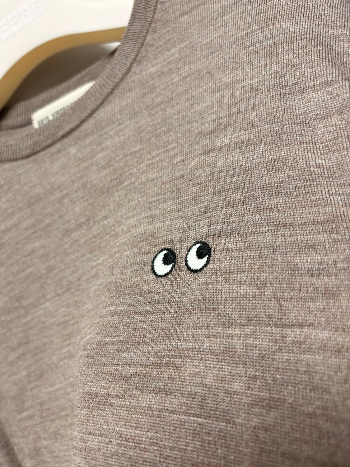 유니클로 X 안야힌드마치 니트 M사이즈 상품이미지4