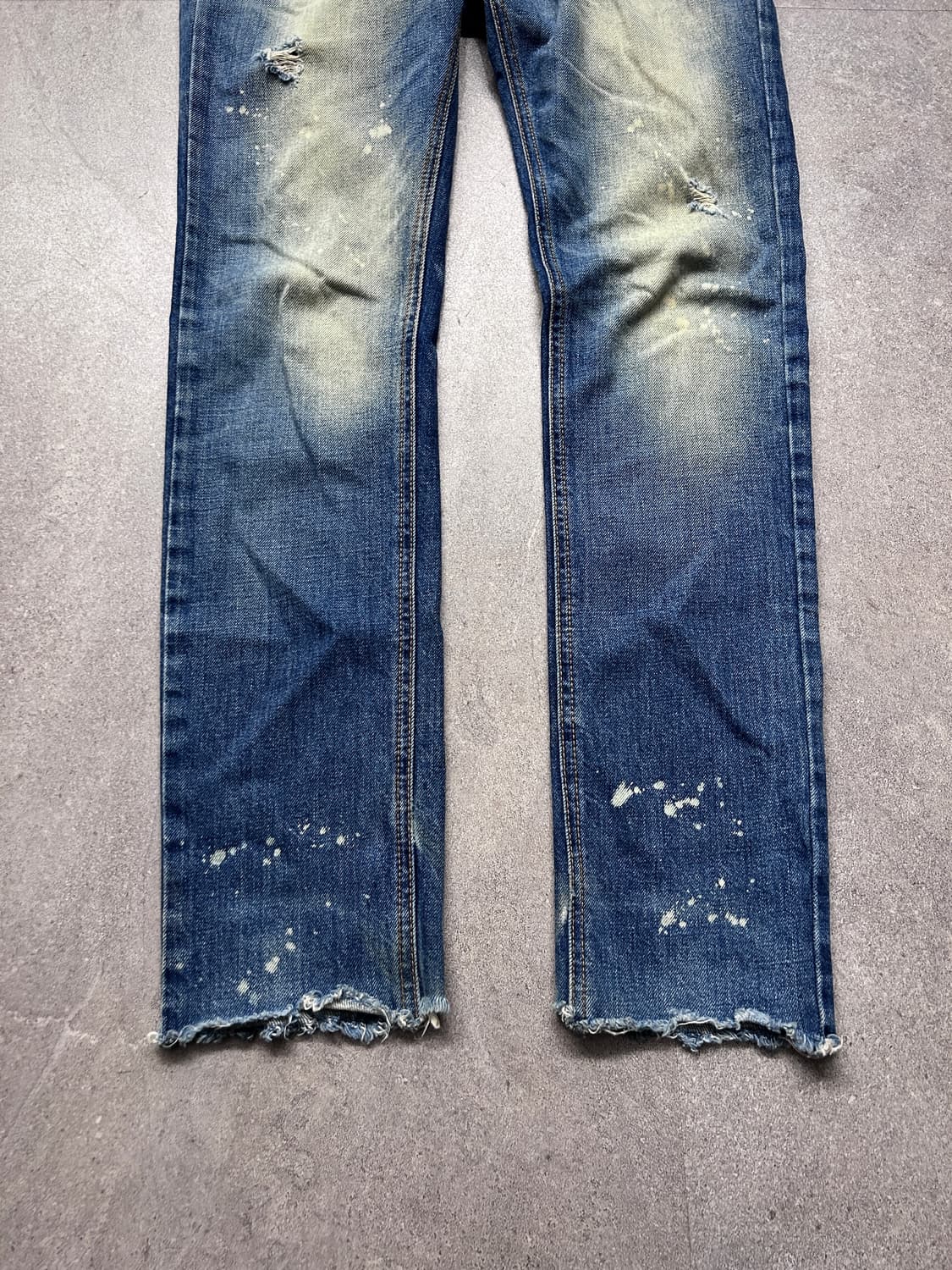 피에르 발망 컷 아웃 페인트 스플래터 워싱 데님 상품이미지6