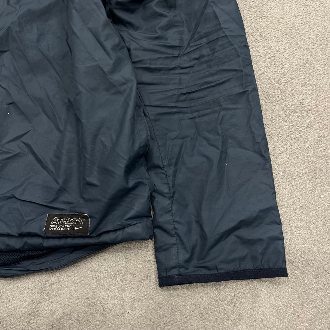 105 나이키 바람막이 후드집업 네이비/형광 상품이미지4