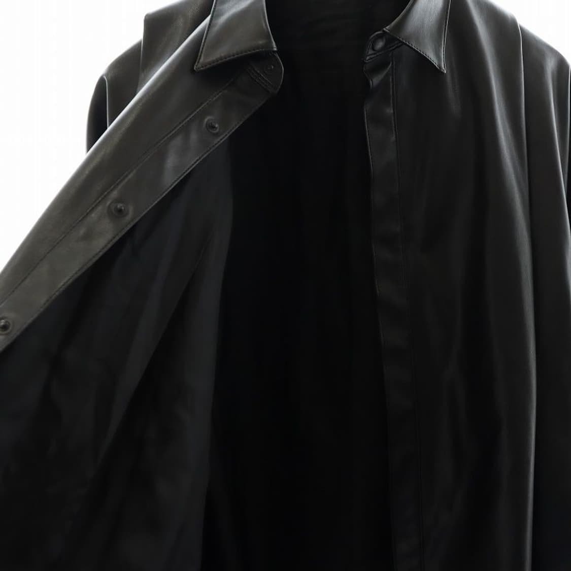 23SS 율리우스 신세틱 레더 셔츠 상품이미지6