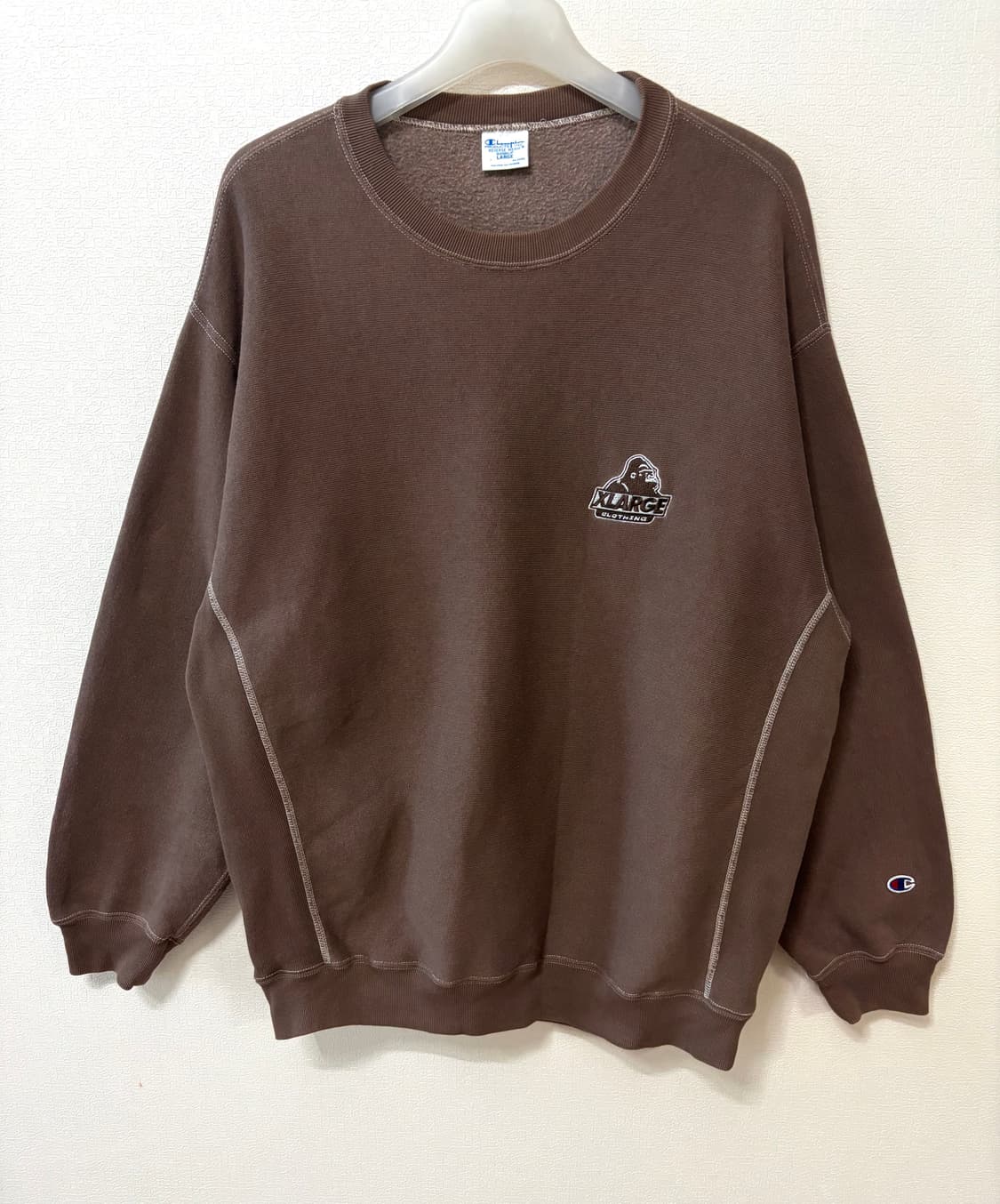 X-LARGE X Champion Reverse weave 웜업 스웻셔츠 상품이미지1