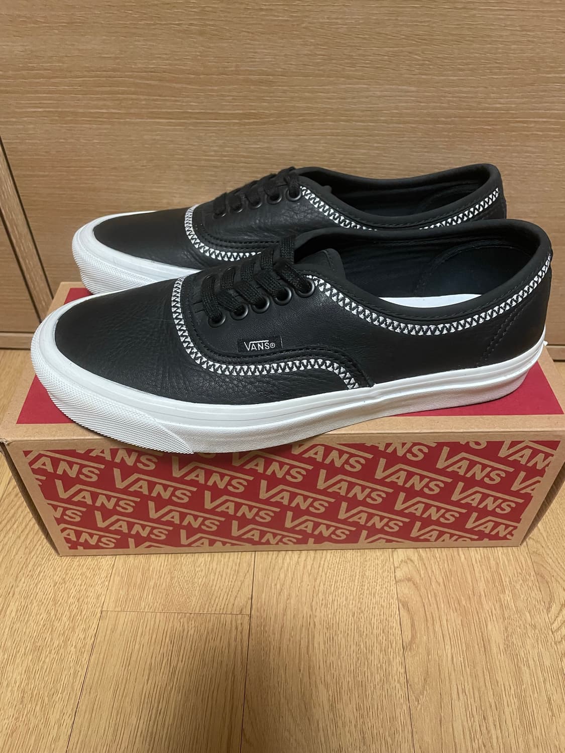 반스x화이트마운티니어링 어센틱 255 상품이미지2