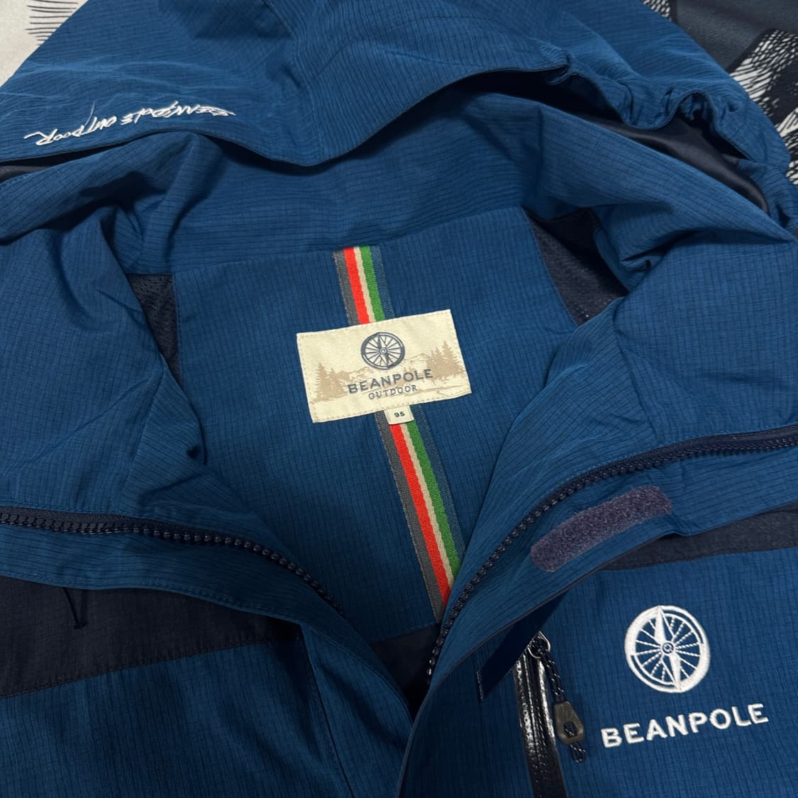 빈폴 바람막이 95 사이즈  상품이미지3