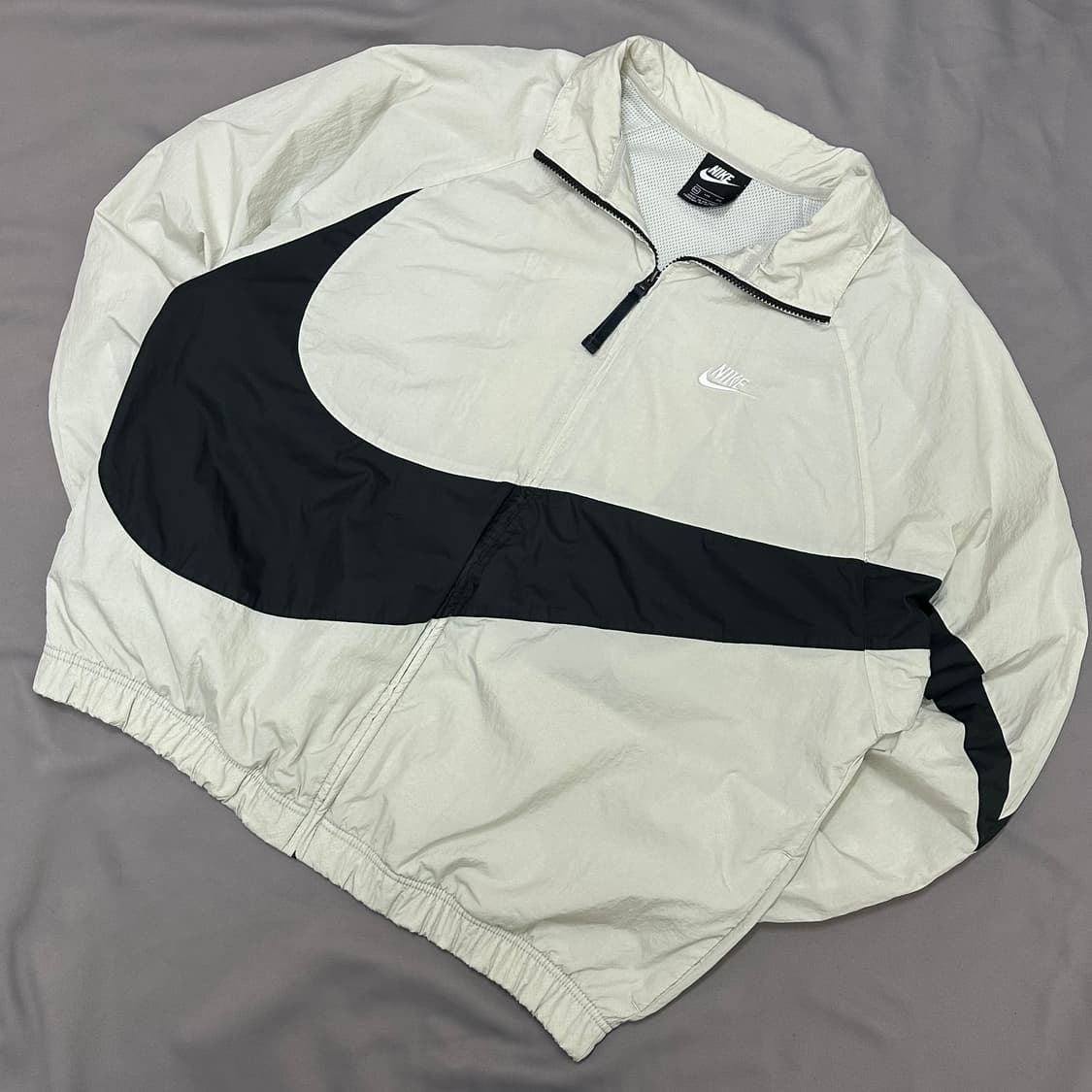 나이키 빅스우시 바람막이 2XL 상품이미지3