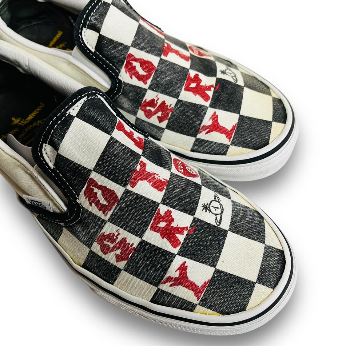반스 x 비비안 웨스트우드 체커보드 패턴 슬립온 상품이미지4