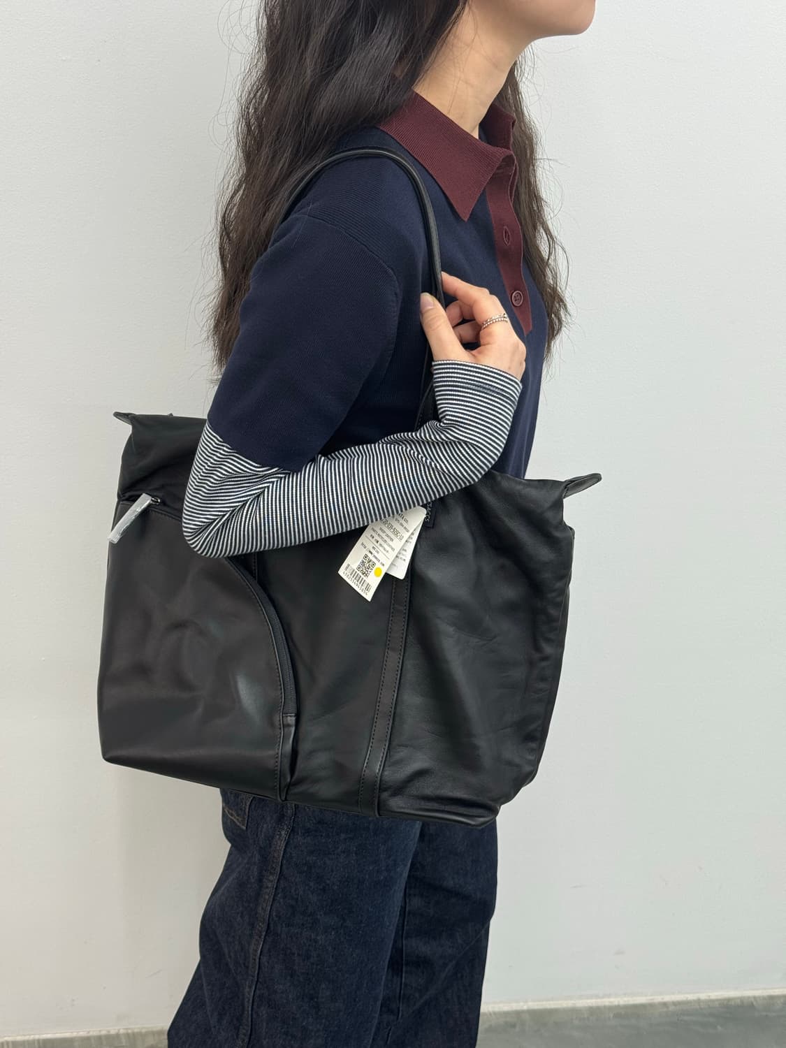 요지야마모토 여성용  Y'SACCS 블랙 레더 빅 토트백 숄더백 상품이미지7