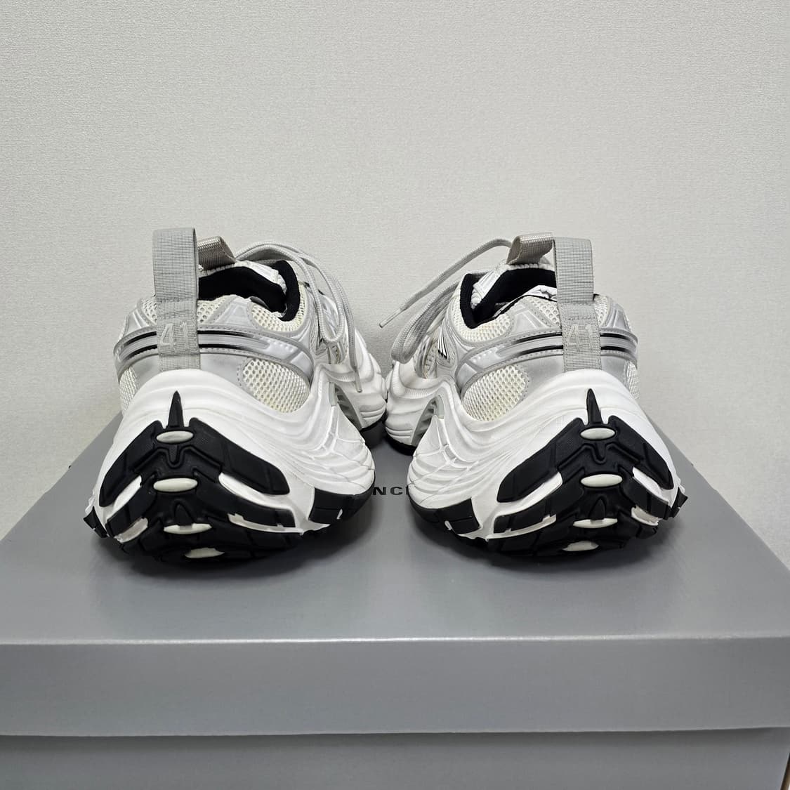 발렌시아가 10xl 스니커즈 신발 41사이즈 판매 상품이미지5