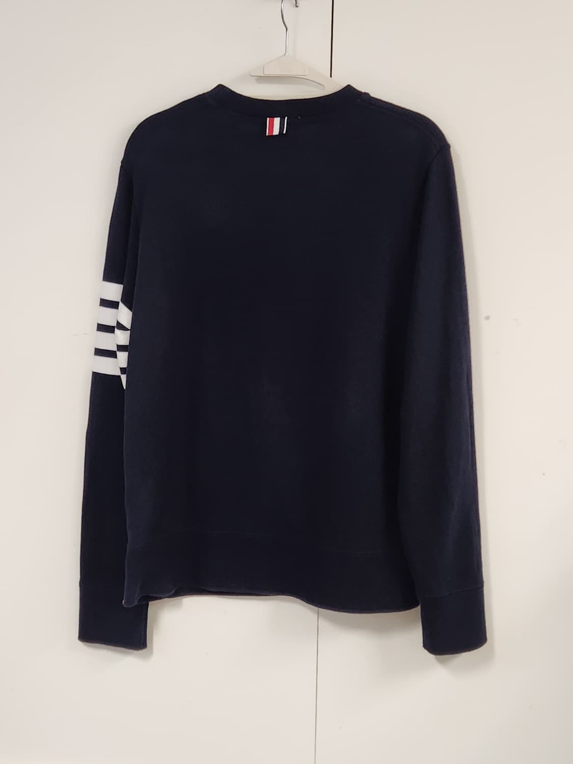 톰브라운 정품 네이비 삼선 맨투맨 3 상품이미지2