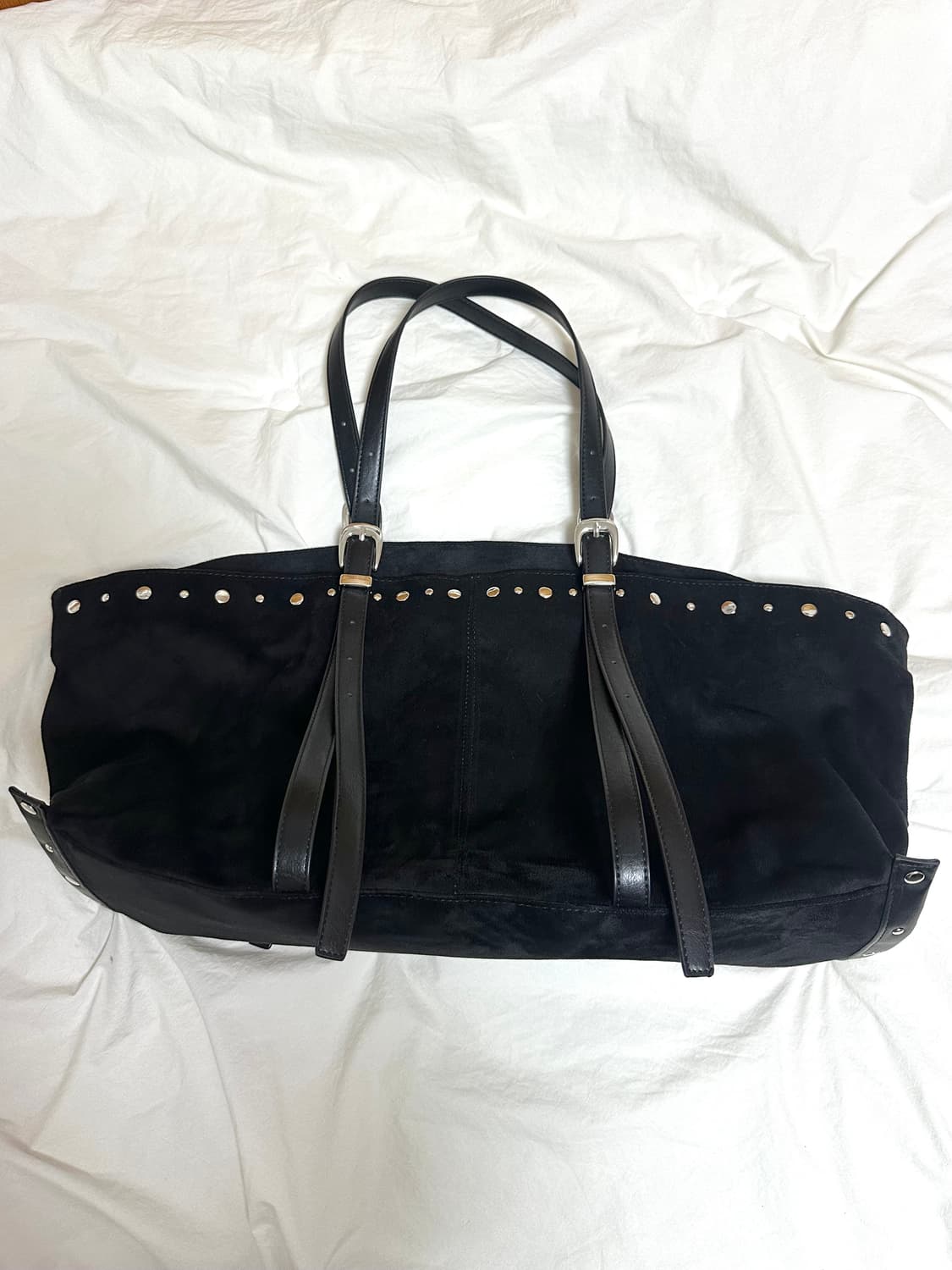 기호 기준 콜라보 Veyra Stud Bag 블랙 상품이미지5