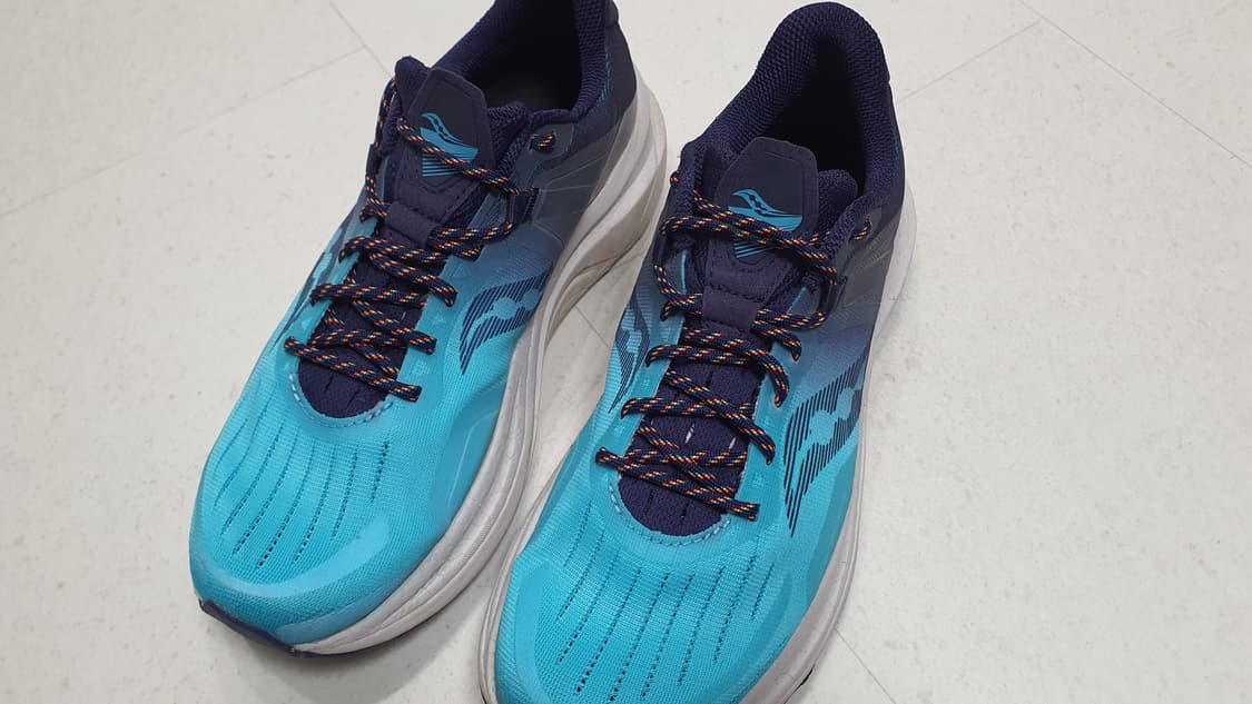 써코니 템퍼스 런닝화 265 상품이미지3